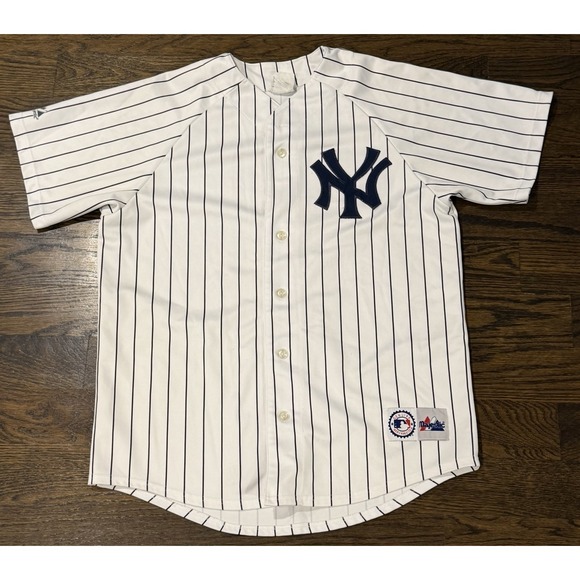 New York Yankees Jersey Medium M White Pinstripe Majestic MLB Baseball Stitched